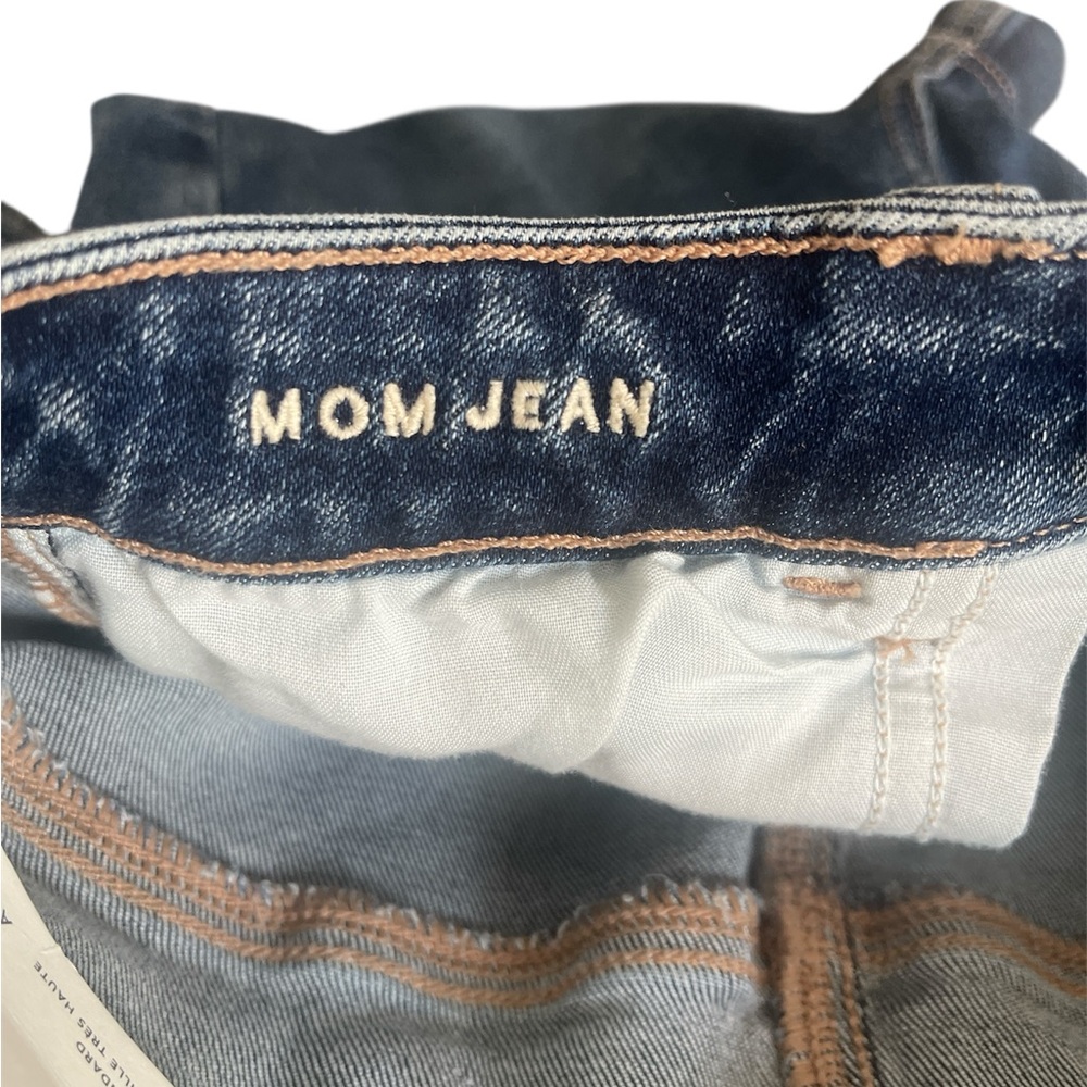 American Eagle blue jeans for women, size 4

reference to photos comfortable - Picture 10 of 17